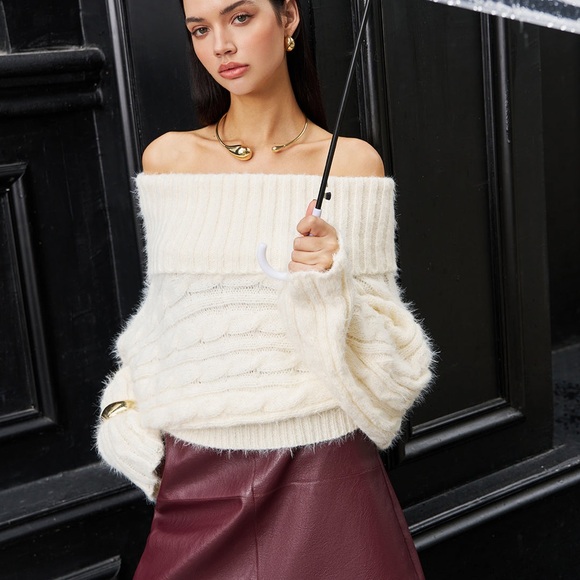 Commense Romance Off-Shoulder Twist Sweater - Picture 3 of 7